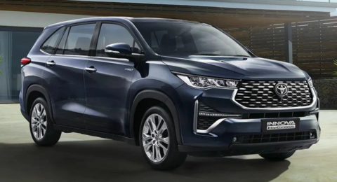 Toyota Innova Hycross